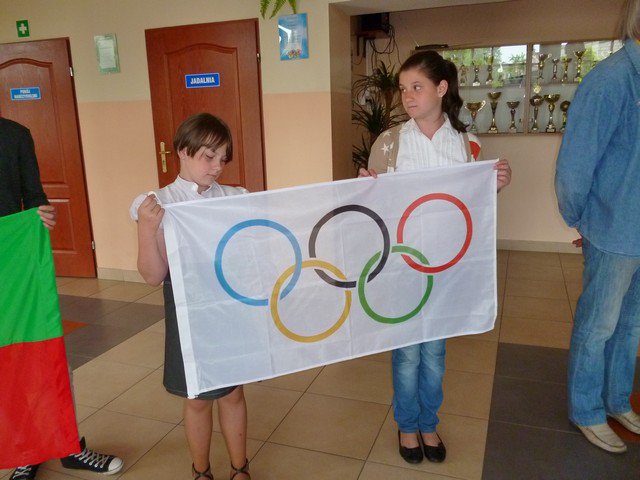Przekazanie_flagi_olimpijskiej